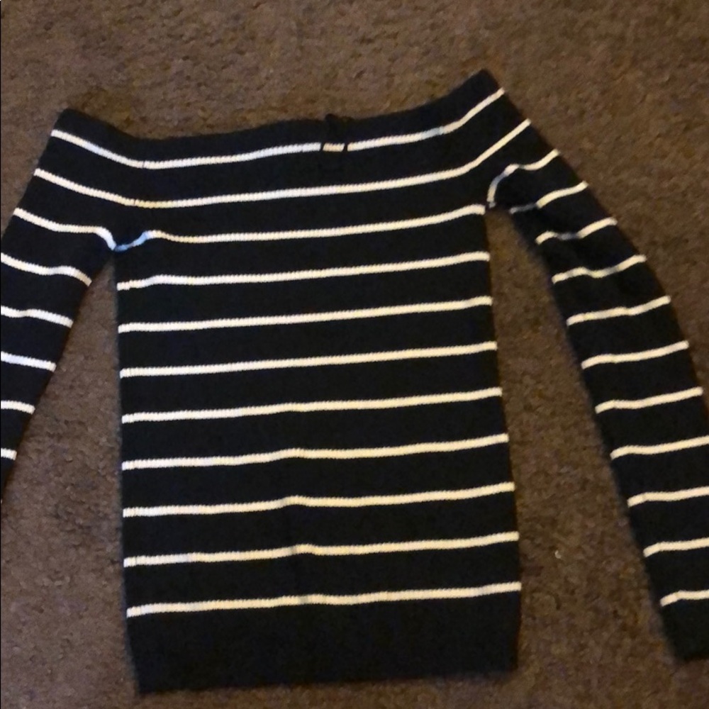 American eagle sweater